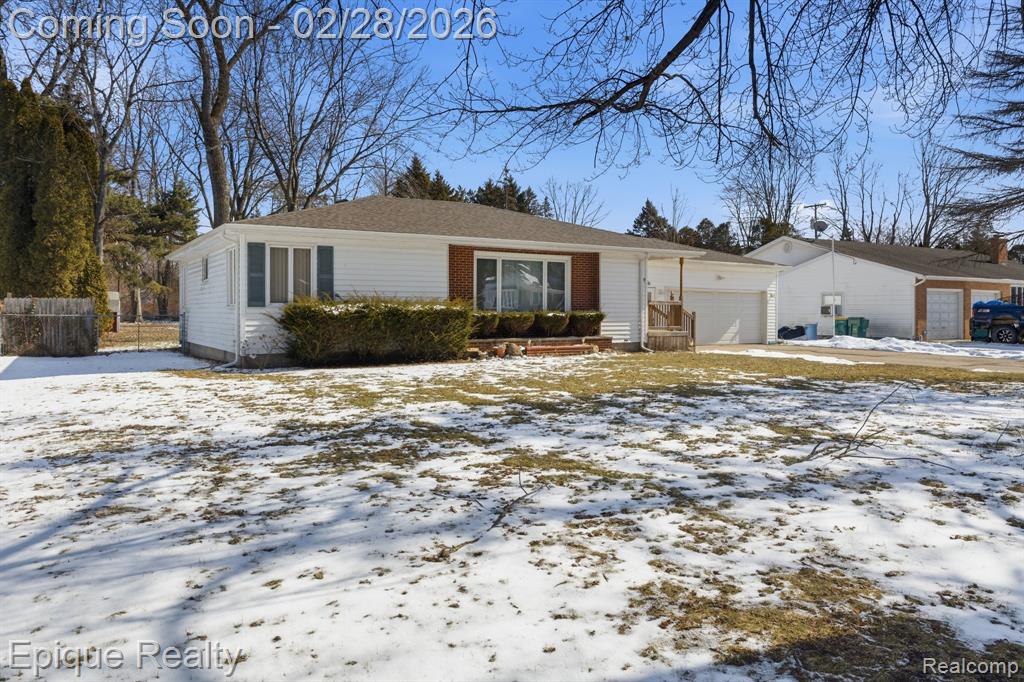2480 Brownwood Drive, Port Huron, MI 48060 — Photo 3
