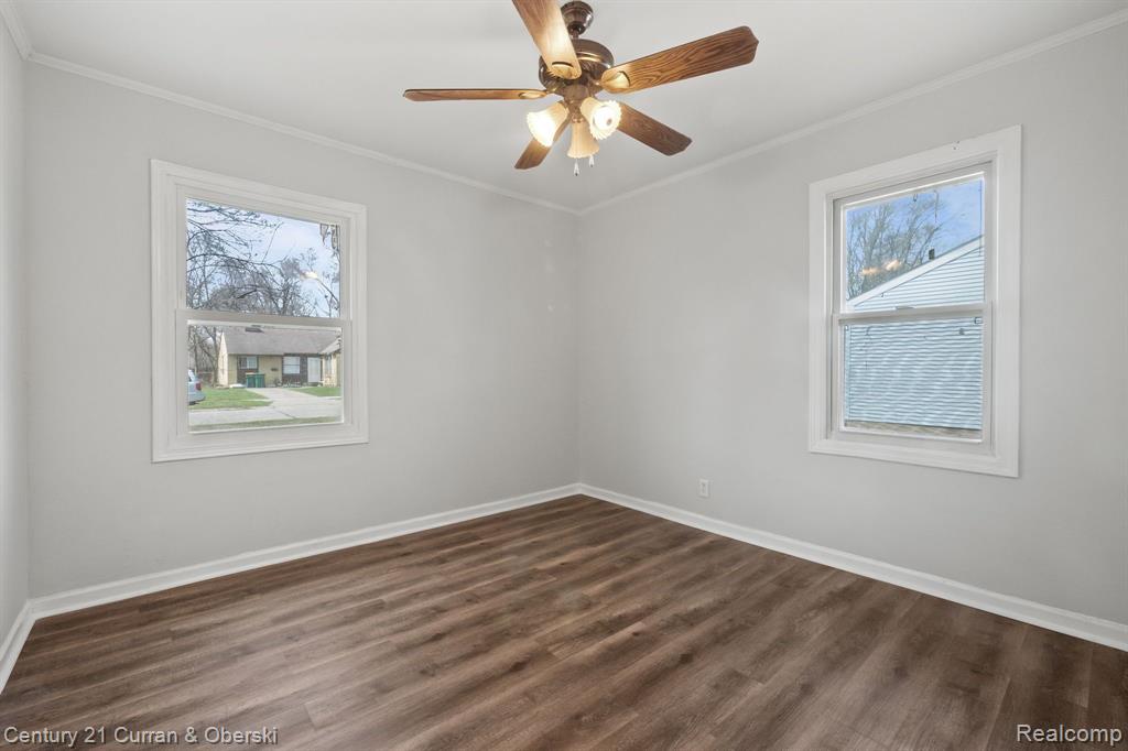 545 HUDSON Street, Ypsilanti, MI 48198 — Photo 11