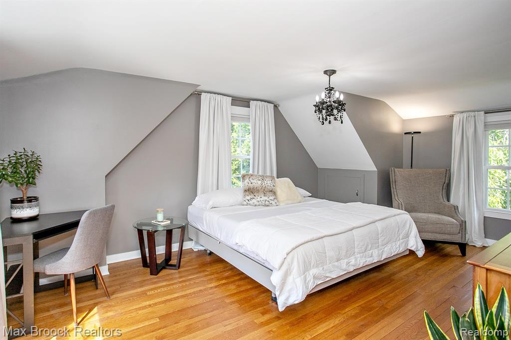 10475 Vernon Avenue, Huntington Woods, MI — Photo 25