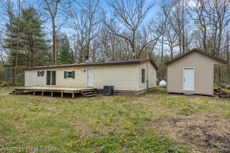 8958 CHIPPEWA Trail, Howard City, MI 49329 — Photo 20