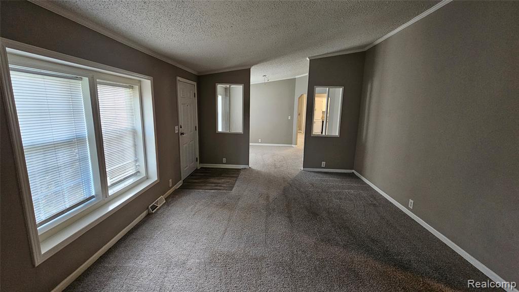 9481 Andrew Court, Davisburg, MI 48350 — Photo 10
