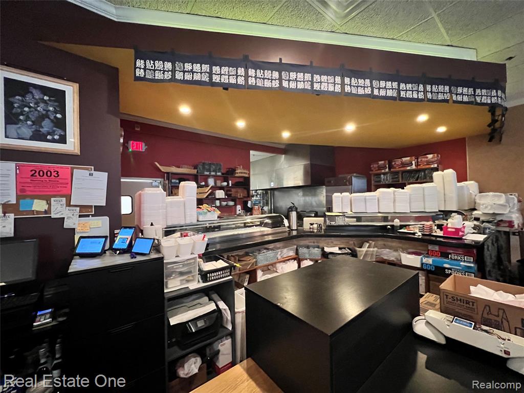 33214 W 14 Mile Road, West Bloomfield, MI — Photo 5