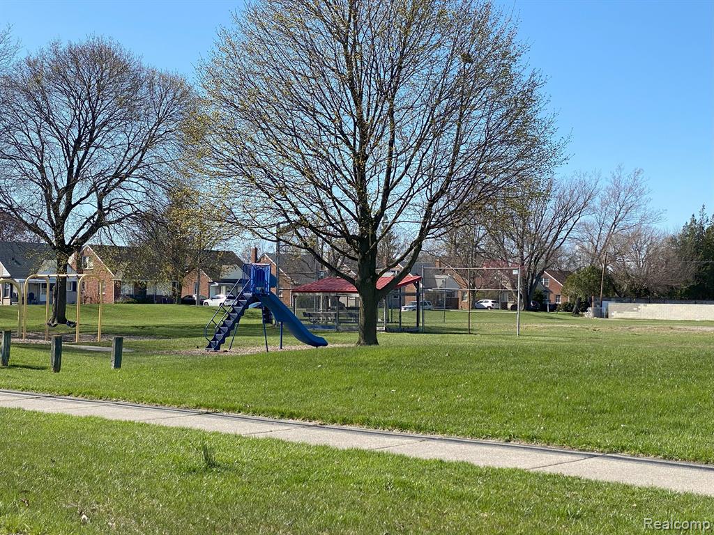 9335 WINSTON, Redford, MI 48239 — Photo 8