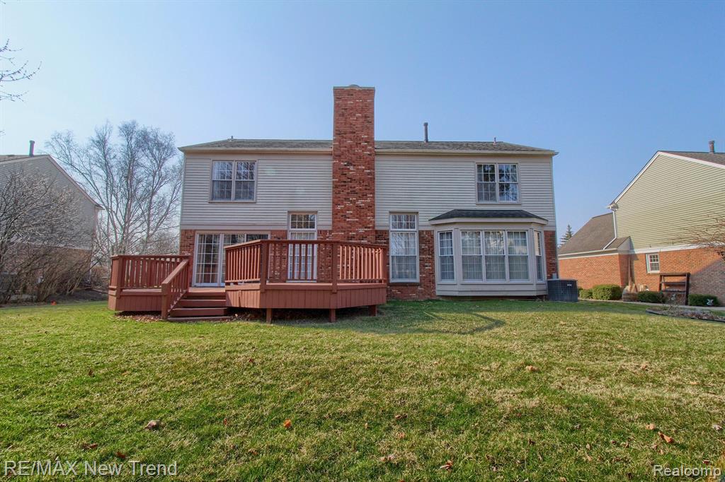 45331 COURTVIEW Trail, Novi, MI — Photo 27