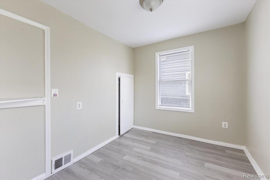 6808 Fisher Avenue, Warren, MI 48091 — Photo 7