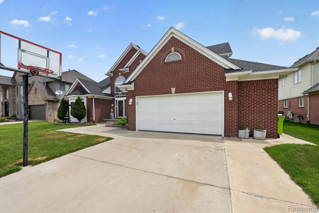 48166 Ellington Drive, Macomb, MI 48044 — Photo 4