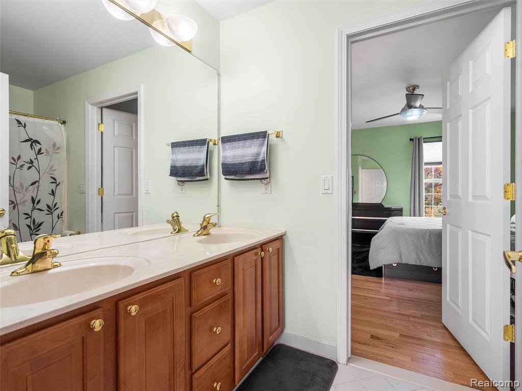 49727 E Central Park, Shelby Twp, MI 48317 — Photo 42