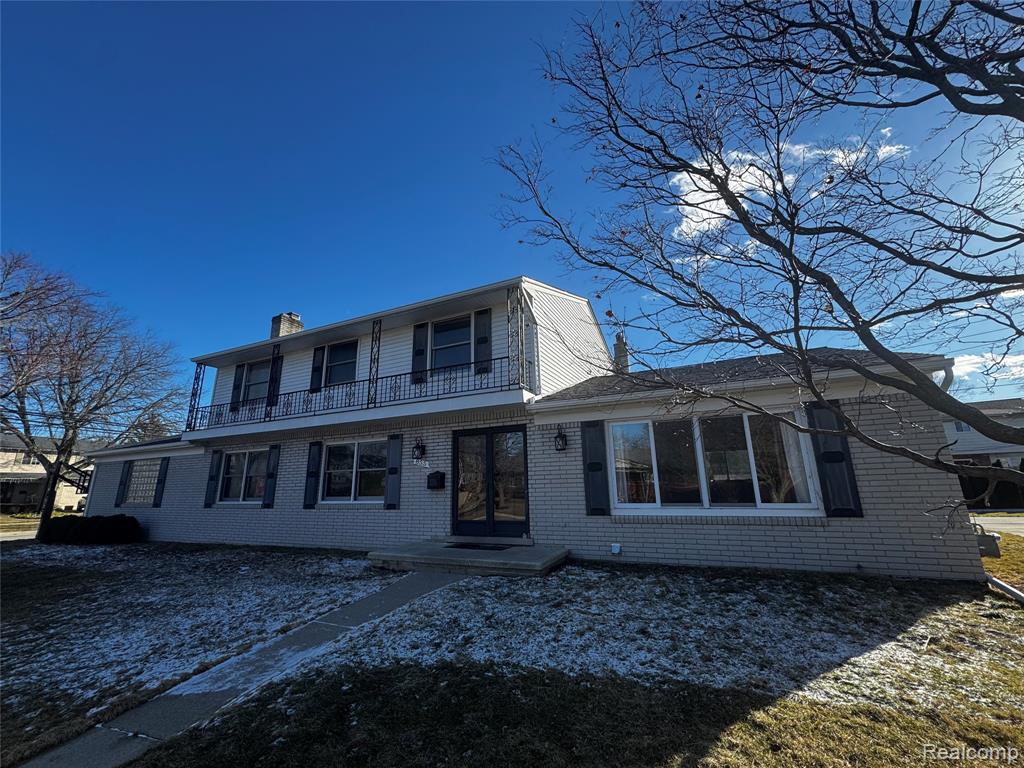 855 Avon Court, Grosse Pointe Woods, MI 48236 — Photo 41