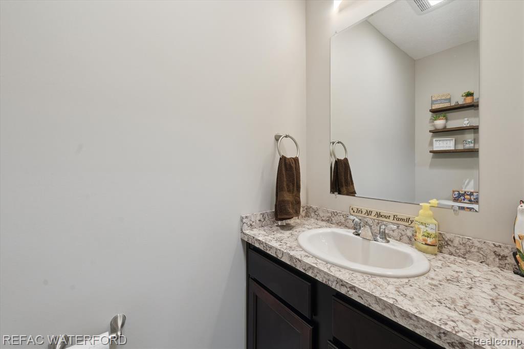 5200 Autumn Kirsten Drive, Fowlerville, MI 48836 — Photo 15
