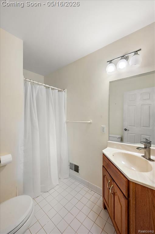 15948 Venice Avenue, Clinton Twp, MI 48035 — Photo 20