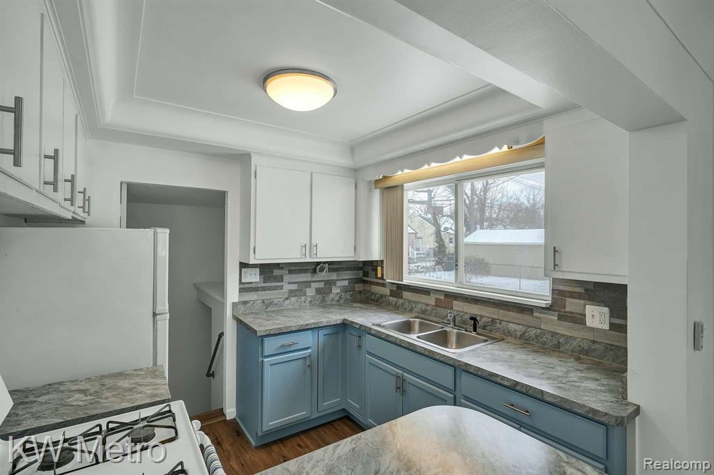 580 CAMDEN Street, Ferndale, MI 48220 — Photo 18