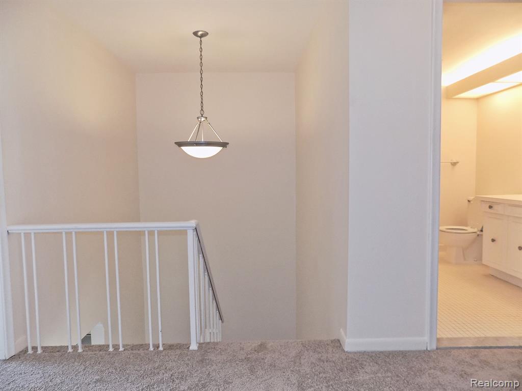 7158 PEBBLE PARK Drive, West Bloomfield, MI — Photo 29