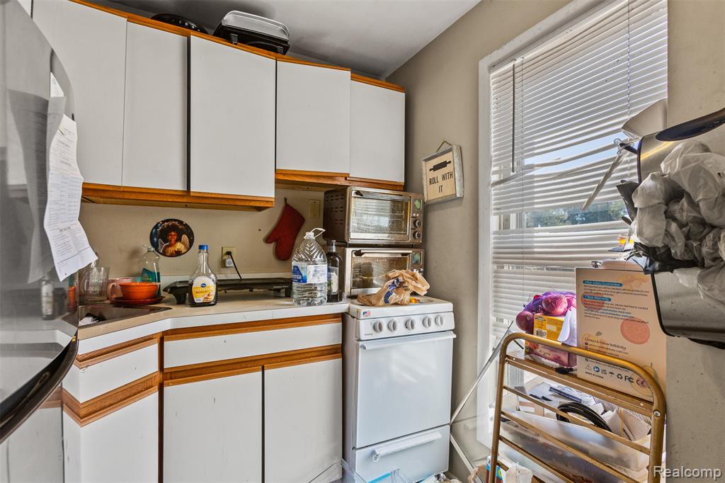 703 W 3rd Street, Monroe, MI 48161 — Photo 27
