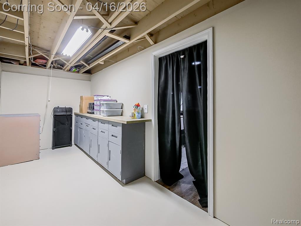 15969 Chelmsford Street, Clinton Twp, MI 48038 — Photo 27