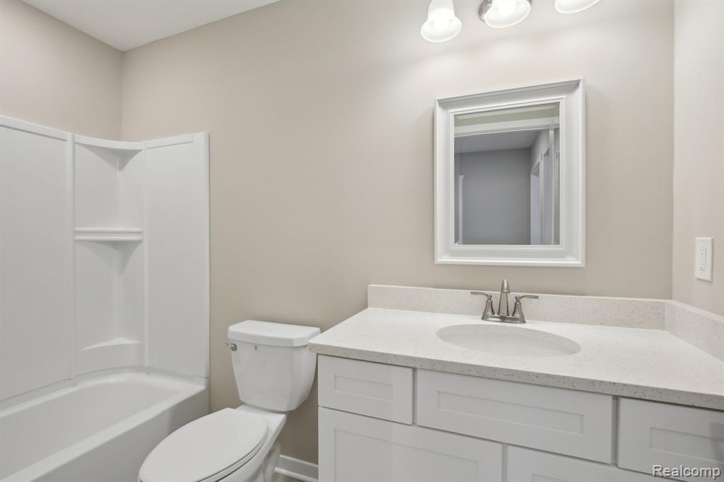 2085 Steelwood Drive, Howell, MI 48843 — Photo 11