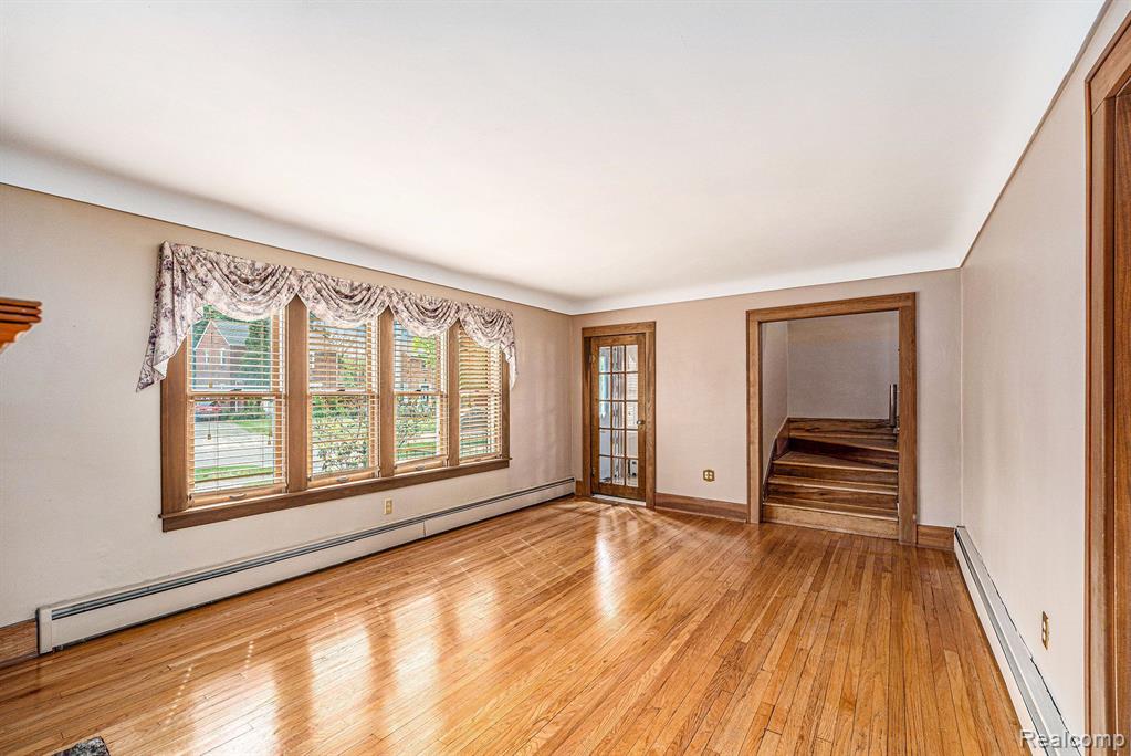 482 W IROQUOIS Road, Pontiac, MI 48341 — Photo 3