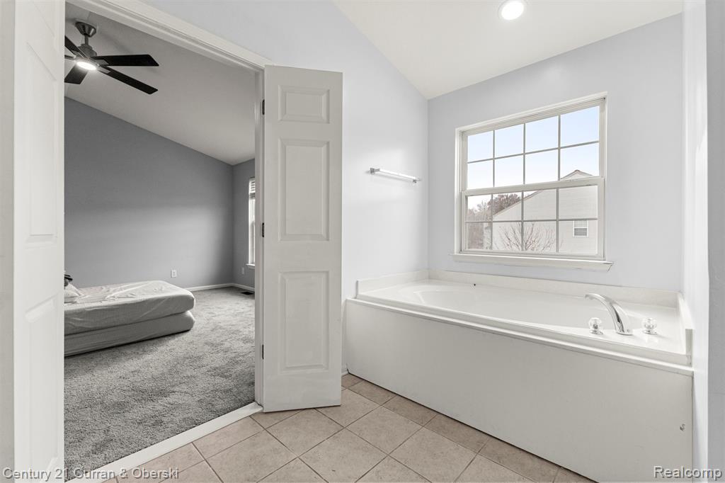 6900 Lakeway Street, Ypsilanti, MI 48197 — Photo 32