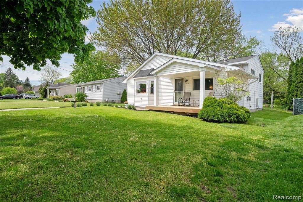 6091 COTTER Avenue, Sterling Heights, MI 48314 — Photo 4