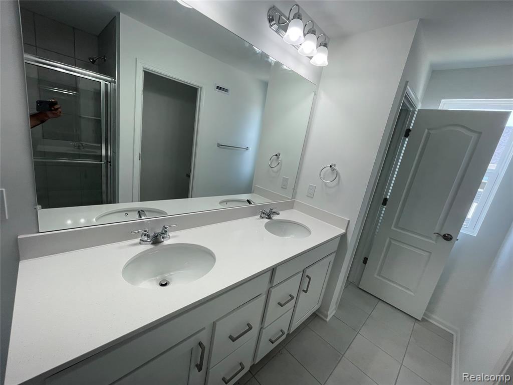 42970 Atwood Avenue, Novi, MI — Photo 22