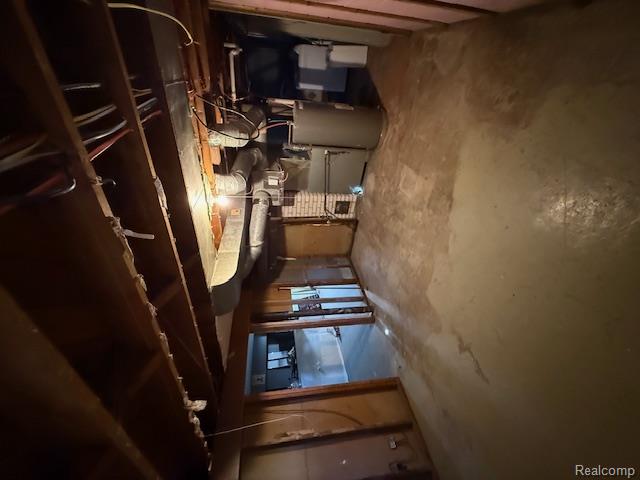 526 McKeighan Avenue, Flint, MI 48507 — Photo 38