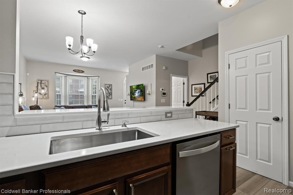 41210 Maplewood Drive, Canton, MI 48187 — Photo 12