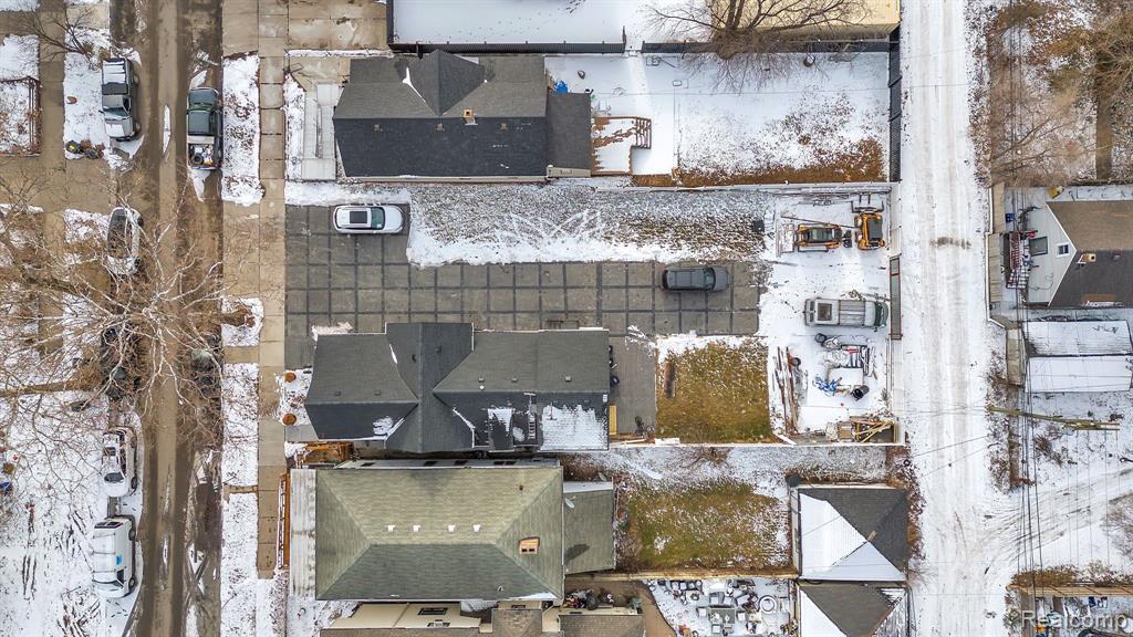 1177 MCKINSTRY Street, Detroit, MI 48209 — Photo 9