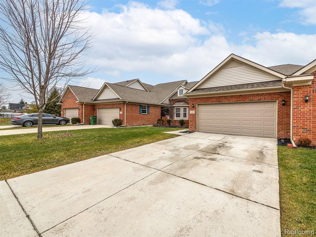13419 Shire Lane, Southgate, MI 48195 — Photo 30