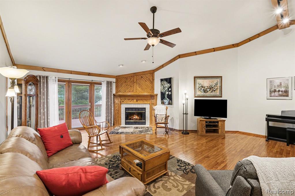 8062 Sawgrass Trail, 25, Grand Blanc, MI 48439 — Photo 4