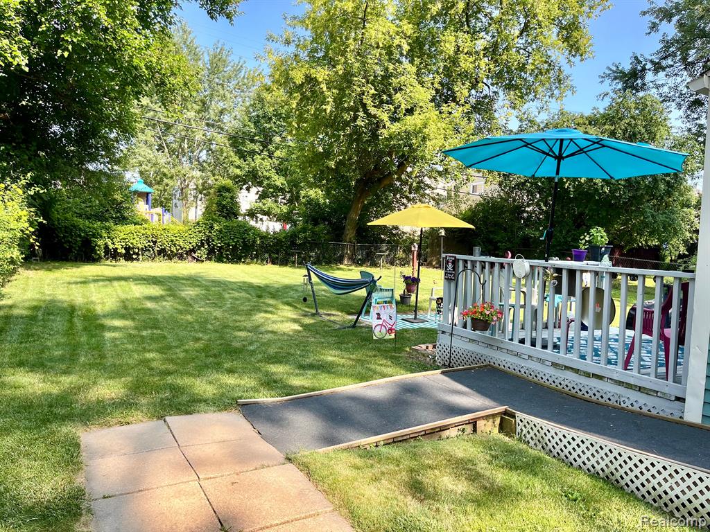 2183 HEMLOCK Drive, Ann Arbor, MI 48108 — Photo 19