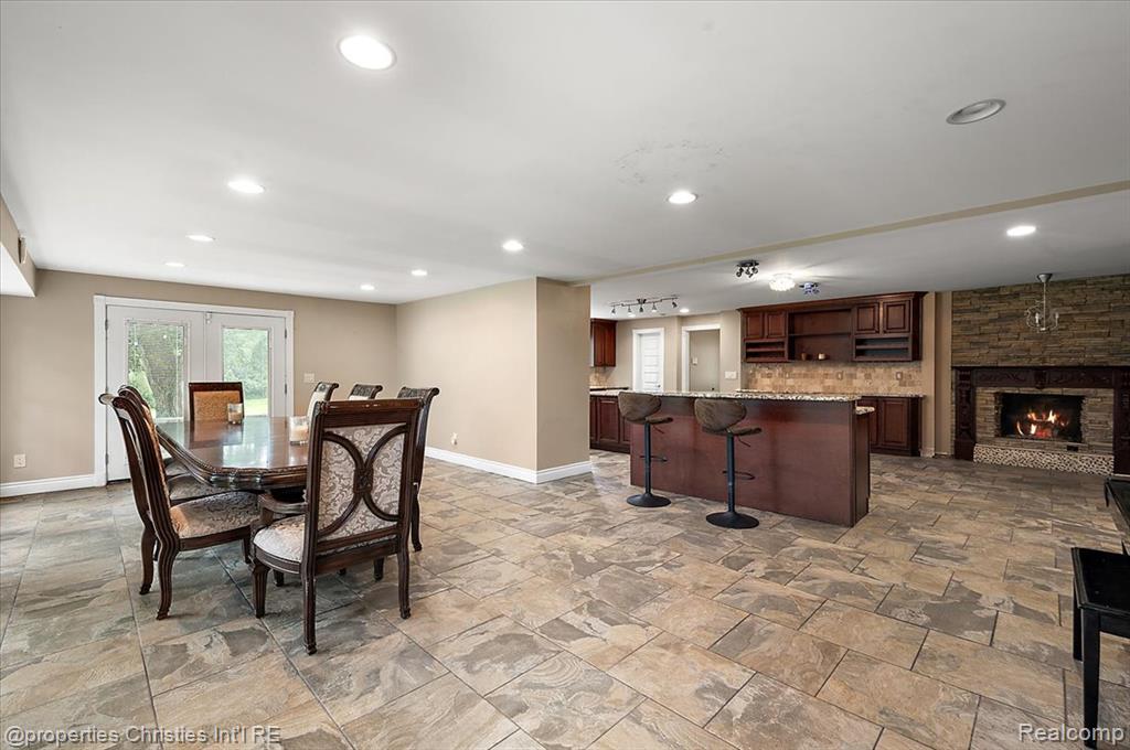 47133 W 9 Mile Road, Novi, MI — Photo 19