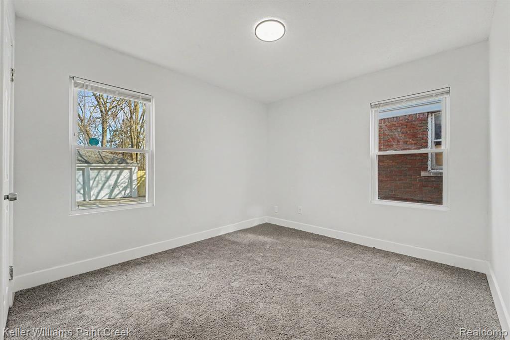 9436 Beaconsfield Street, Detroit, MI 48224 — Photo 13