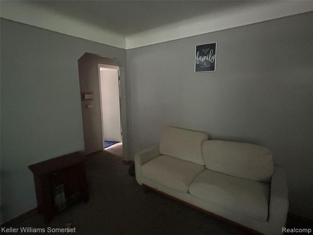 18573 Elkhart Street, Harper Woods, MI 48225 — Photo 21