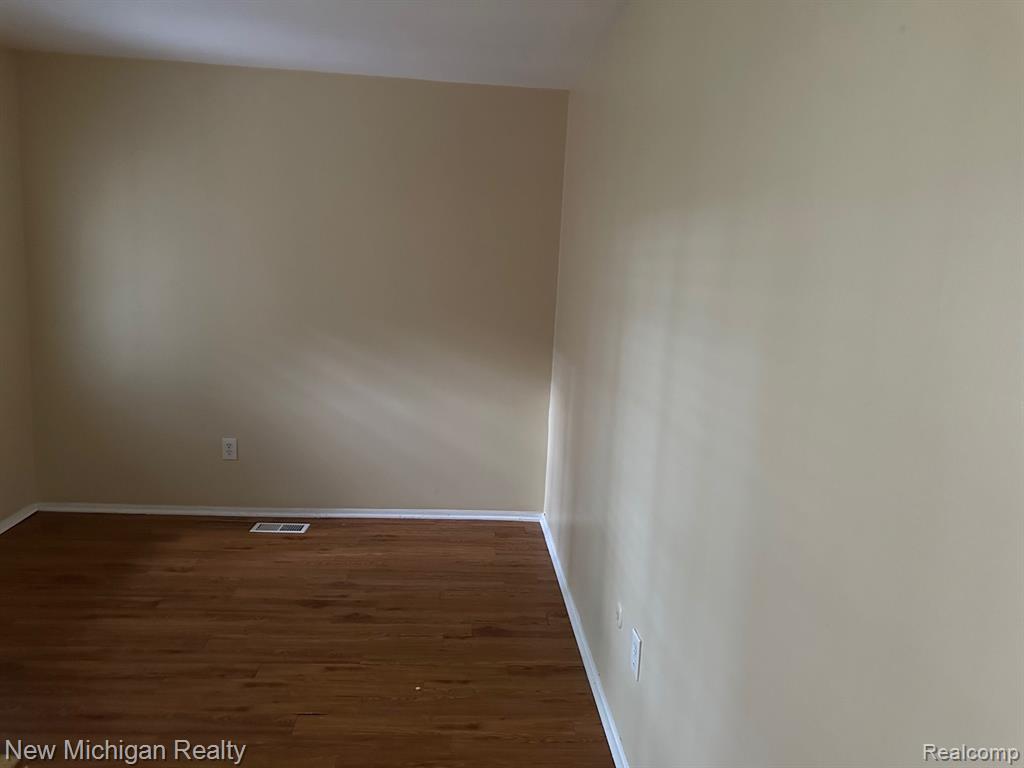30208 SOUTHFIELD Road, 221, Southfield, MI 48076 — Photo 8