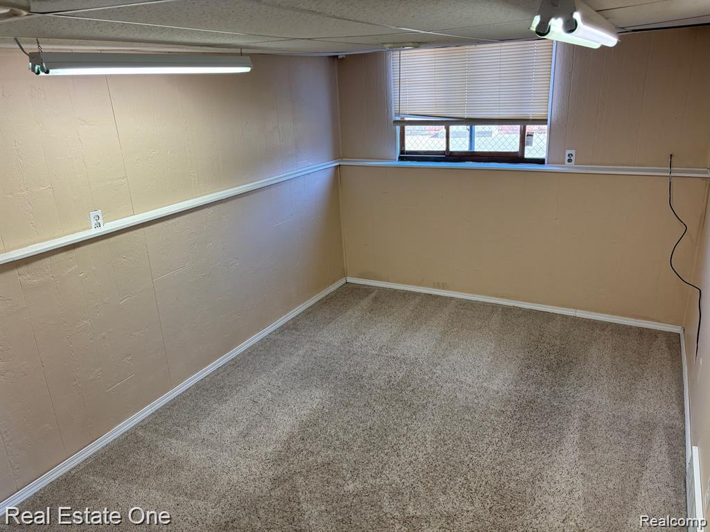 5102 Franklin Park Drive, Sterling Heights, MI 48310 — Photo 11
