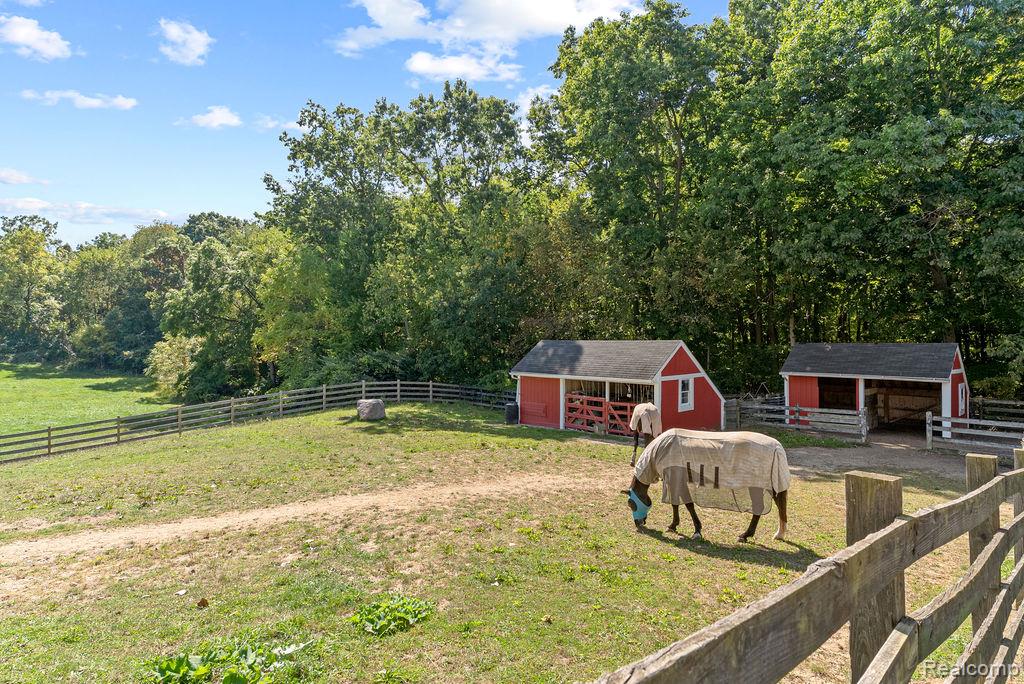 2715 Cullen Road, Howell, MI 48855 — Photo 46