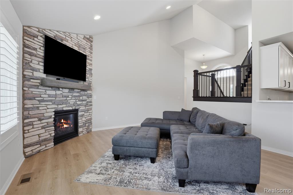 33806 Au Sable Drive, 38, New Baltimore, MI 48047 — Photo 7