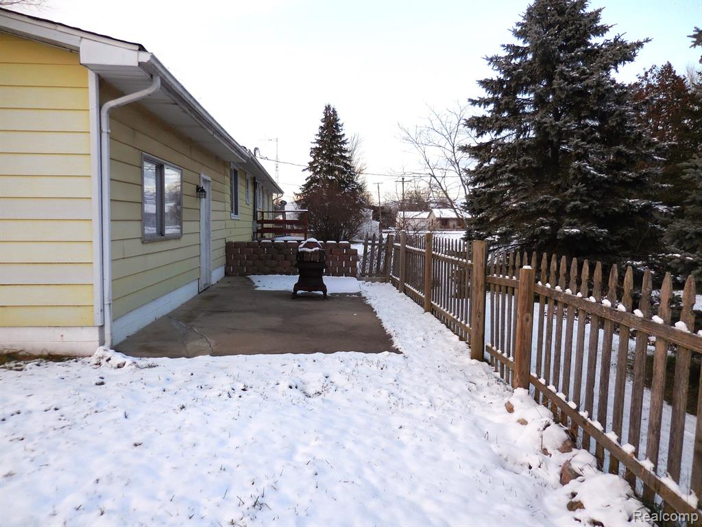 6231 2ND Street, Mayville Vlg, MI 48744 — Photo 3