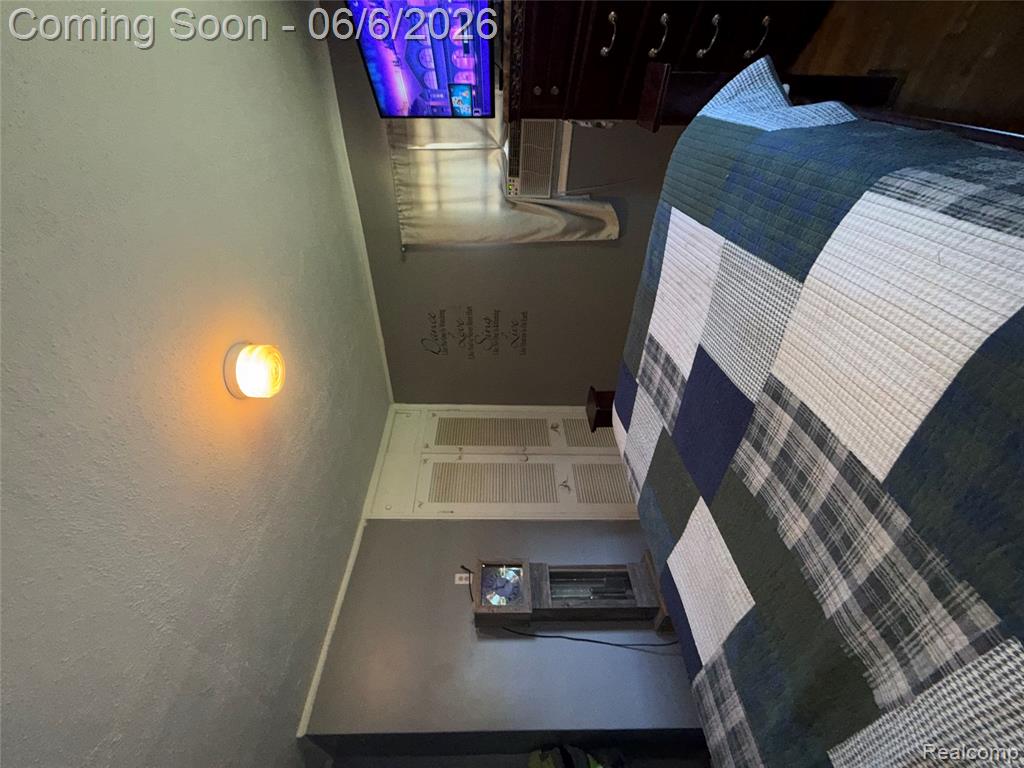4413 Winters Drive, Flint, MI 48506 — Photo 19