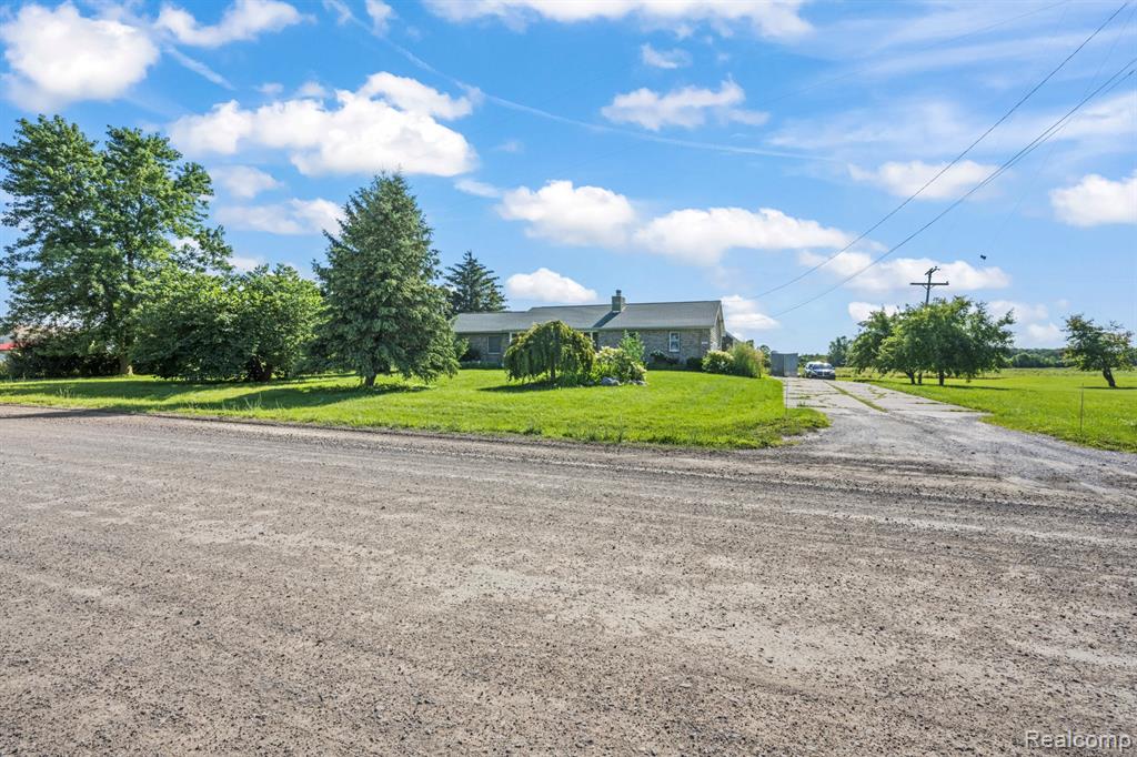5466 Webster Road, Flint, MI 48504 — Photo 5