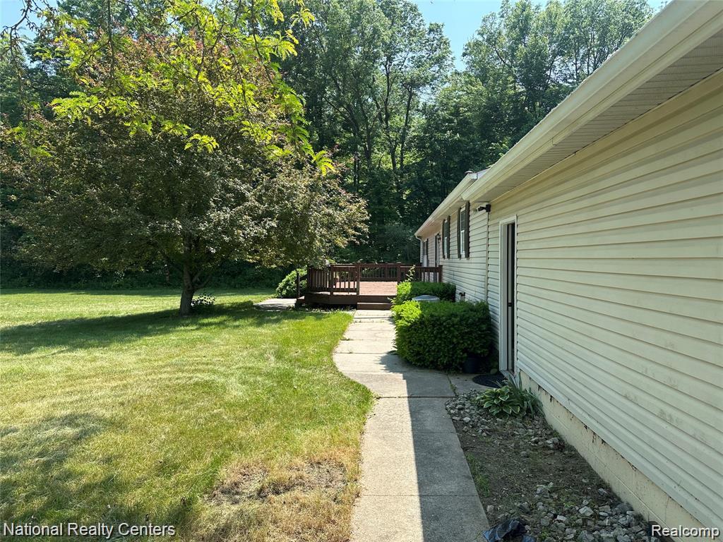 8049 Mckinley Road, Clay, MI 48001 — Photo 21