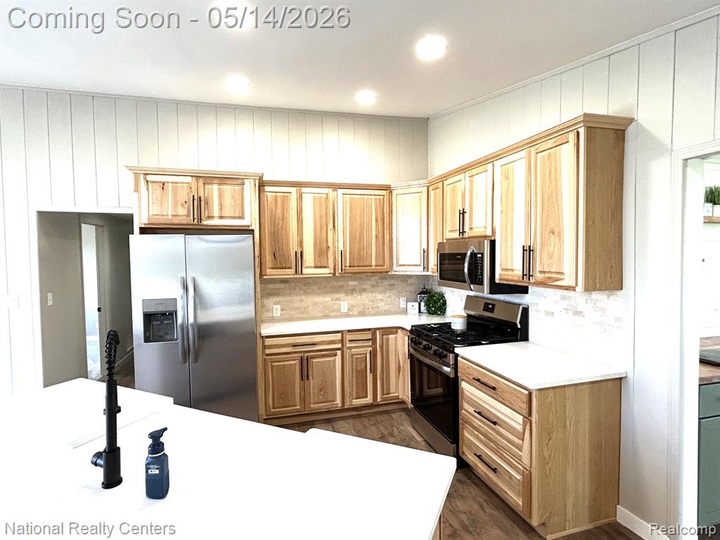 10197 Dar Lane, Goodrich Vlg, MI — Photo 18