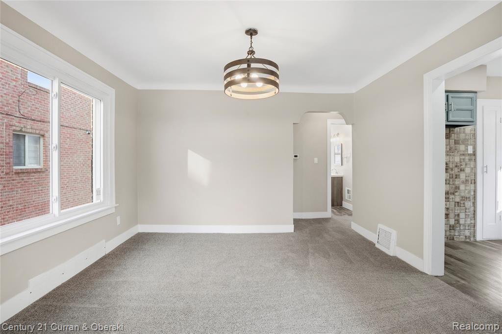 6640 Yinger Avenue, Dearborn, MI 48126 — Photo 5