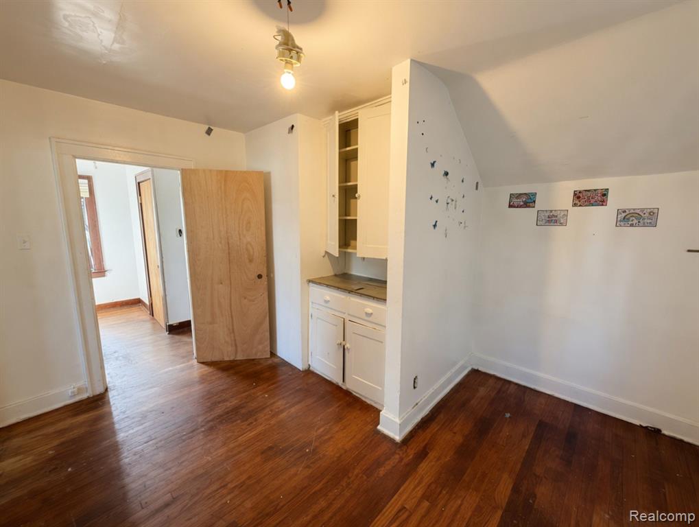 614 E Marengo Avenue, Flint, MI 48505 — Photo 11