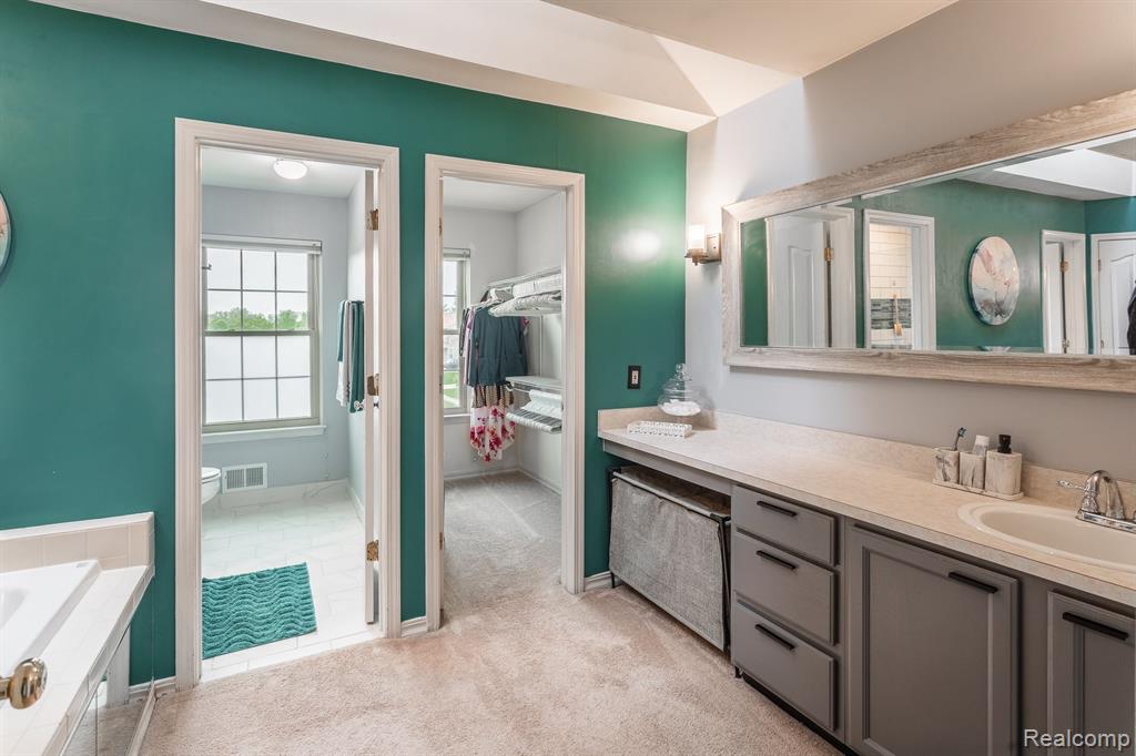 8472 FARM Lane, Ypsilanti, MI 48197 — Photo 26