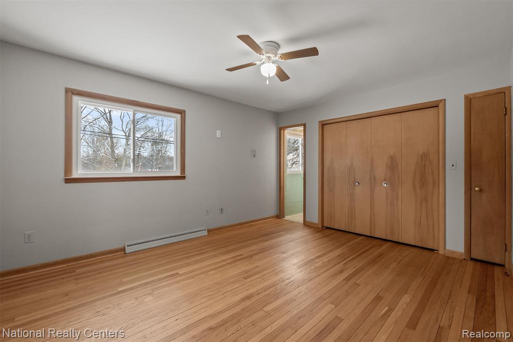 4264 Woodstock Road, Waterford, MI 48328 — Photo 33