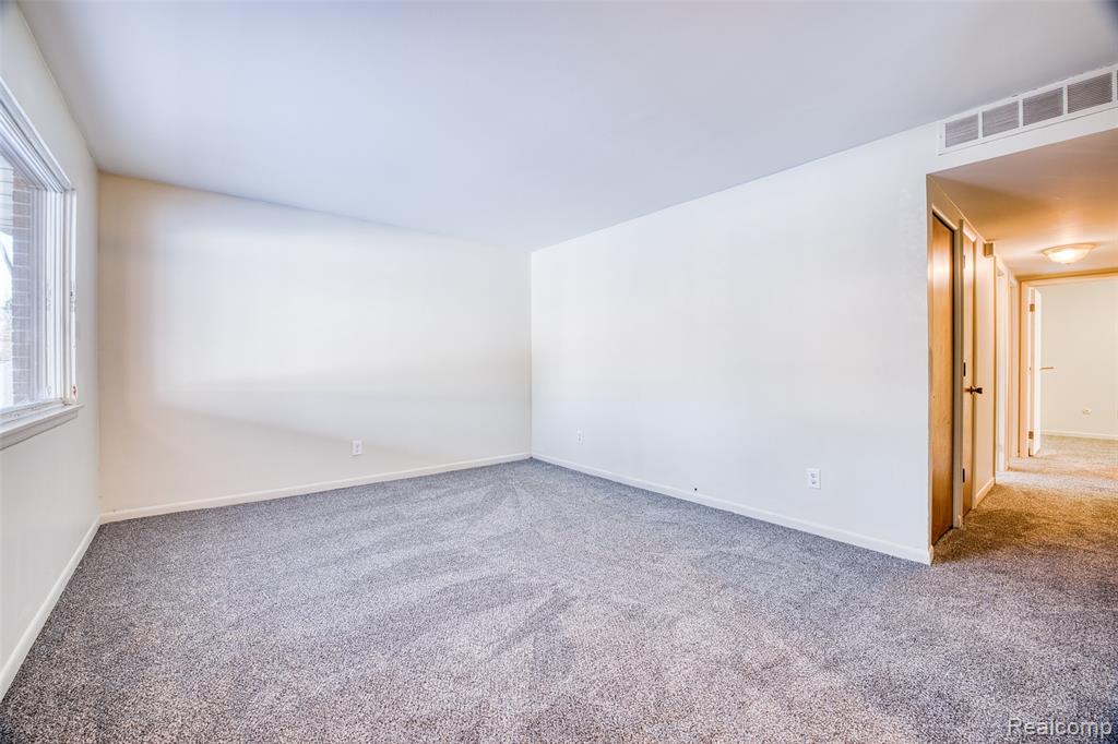 6942 Janet Street, Taylor, MI 48180 — Photo 8