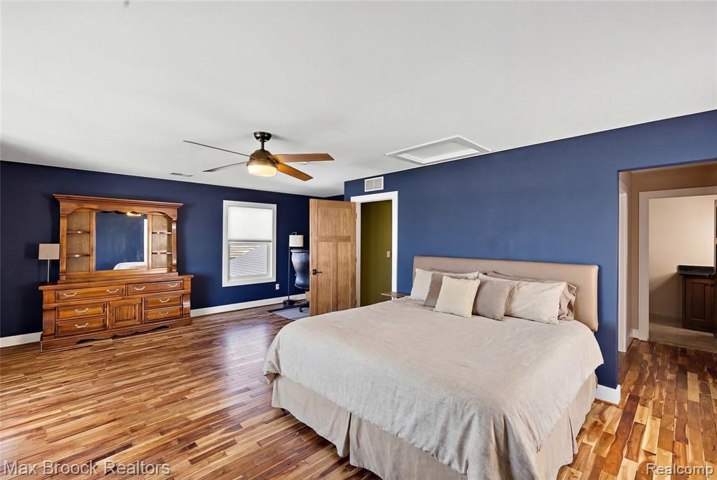 2022 Willow Beach Street, Keego Harbor, MI 48320 — Photo 11