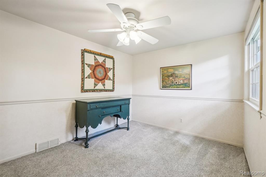 5372 Fieldcrest Drive, Shelby Twp, MI 48316 — Photo 23