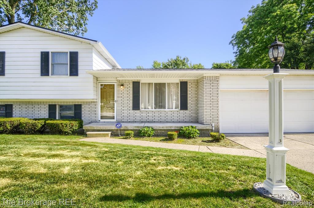 7204 Popplewood Drive, Davison, MI 48423 — Photo 3