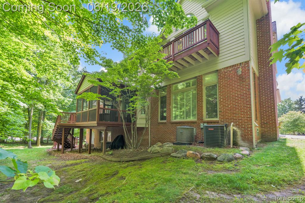 7061 Trailway Court, West Bloomfield, MI — Photo 74